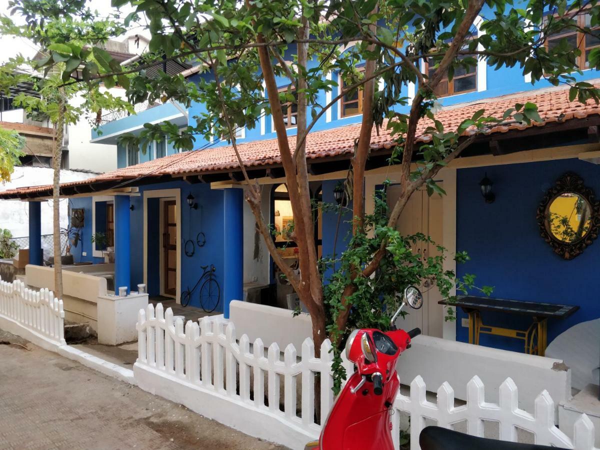 The White Balcao Hostel Panadzsi Kültér fotó